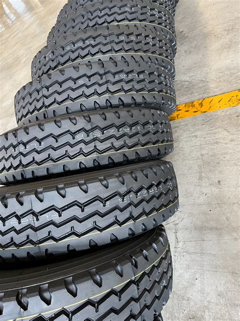 Truck And Bus Radial Tire Tyre Good Quality 12r22 5 Pattern Radial