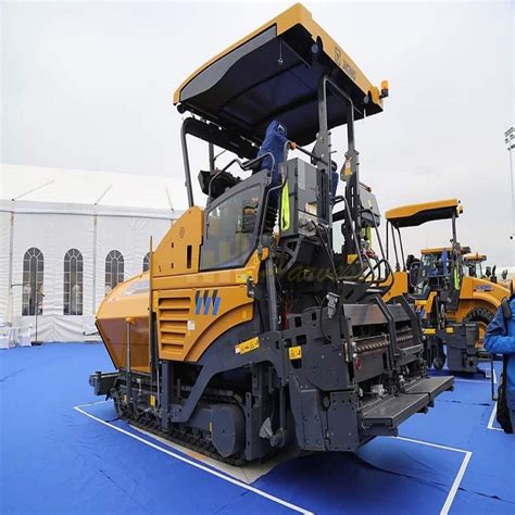 Custom XCMG Asphalt Paver Machine 6m Width RP603