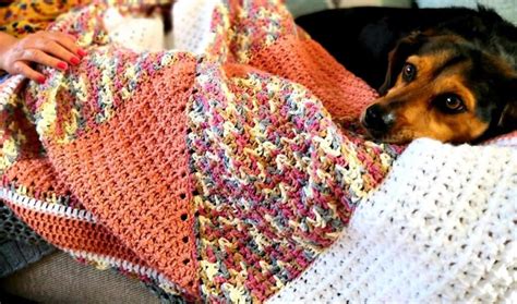 Free Crochet Blanket Pattern Triangle Motif Jera S Jamboree