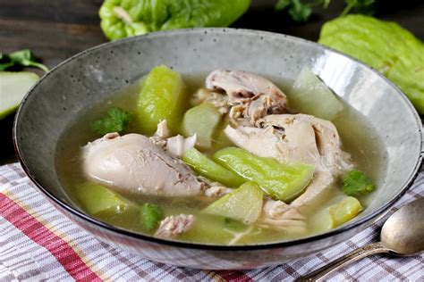 Sopa De Chayote Con Pollo Receta