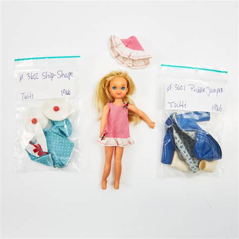 Bilder för 2912328 BARBIE Platinum Blonde Ponnytail 1964 1965 KEN 1964 1968 kläder i