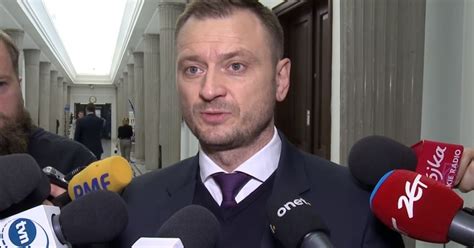 Sławomir Nitras bez immunitetu Stanie przed sądem za znieważenie i