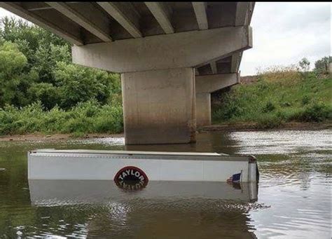 Body of Missing Trucker Found In River In Iowa