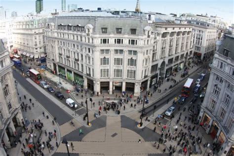 Ikea Acquires Former Topshop Store In Oxford Circus For €446m Gb