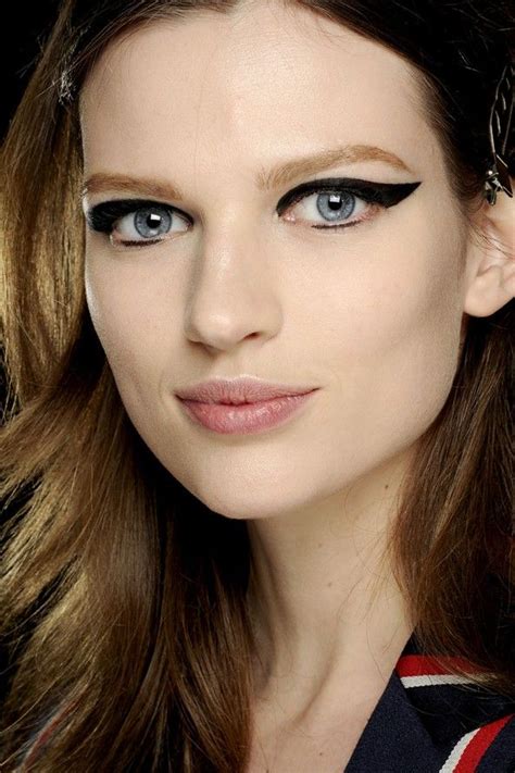 Pat Mcgrath S Most Mesmerising Beauty Looks Winged Liner Eyeshadow