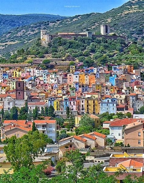 Bosa Cosa Vedere Il Borgo Antico E Le Migliori Spiagge