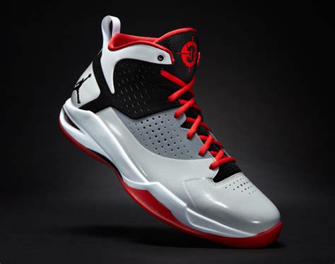 Air Jordan Fly Wade Officially Unveiled