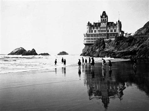 Vintage Cliff House In San Francisco S Monovisions Black