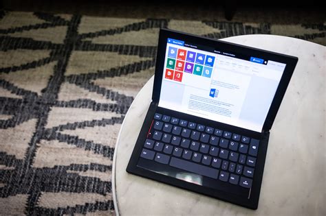 Lenovo ThinkPad X1 el primer portátil plegable con Windows Lite