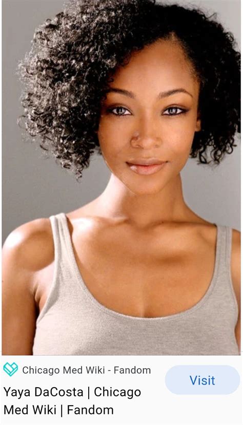 Yaya Plays April On Chicago Med Yaya Dacosta Natural Afro Hairstyles Ebony Beauty