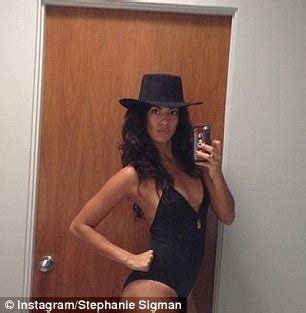 Hot Sexy Stephanie Sigman Bikini Pics