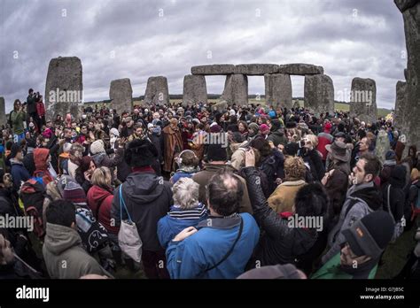 Winter Solstice at Stonehenge Stock Photo - Alamy