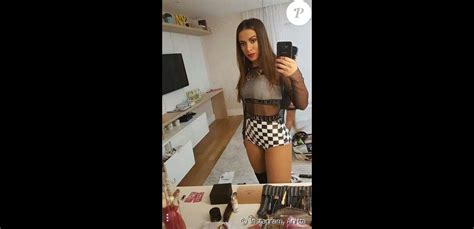 Anitta já postou foto de seu quarto na sua contad e Instagram Purepeople