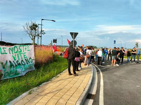 Presidio no Keu a Pontedera Una città in comune Altri 60 siti