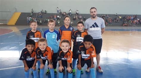 Alunos Da Escolinha De Futsal Participam Da Copa Efapa Sicredi De