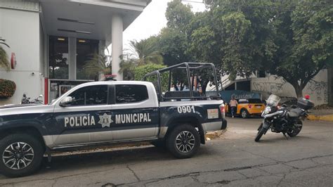 A Punta De Pistola Despojan De 100 Mil Pesos A Un Adulto Mayor Al Salir