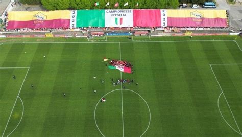 Calcio Femminile Roma Campione D Italia Per La Prima Volta Di Elisa