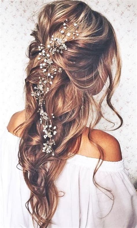 Best 2021 Wedding Updos Ideas For Every Bride Coiffure Mariée