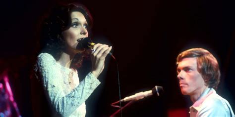 How Did Karen Carpenter Die Bio Death Story Husband Net Worth