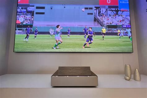 Samsung brings wireless connectivity to its Premiere projector lineup ...