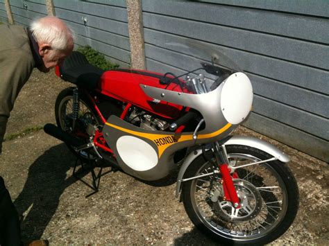 Honda Dream With Full Genuine Hrc Race Kitted Conversion