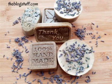 Easy Diy Lavender Soap Bar 2 Homemade Moisturizing Recipes