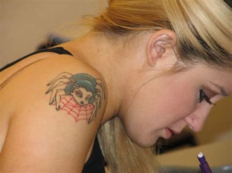 Tatuagens De Aranhas Galeria De Fotos