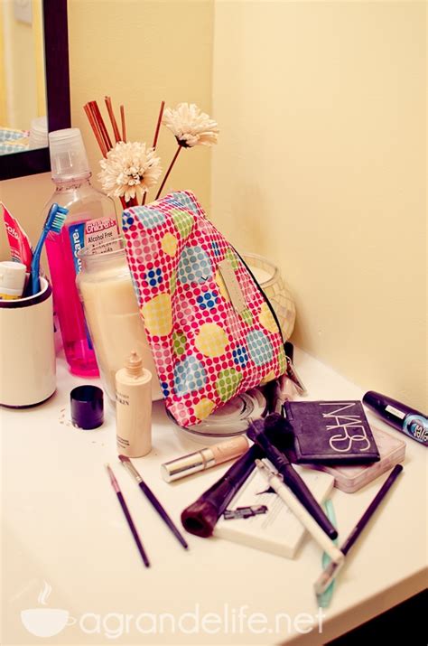 rid   boy bathoom smell  zep commercial  grande life