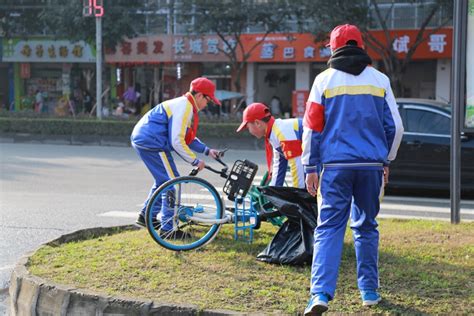 金堂县开展“学习雷锋好榜样，争做时代好少年 主题志愿服务活动