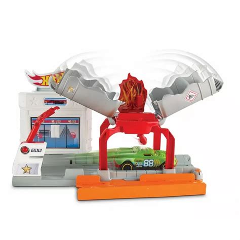 Hot Wheels Zestaw Pożar na stacji wyspaszkrabow pl