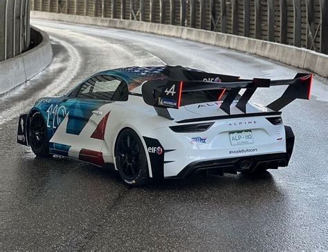 L Alpine A Pikes Peak Attaque Les Routes De France