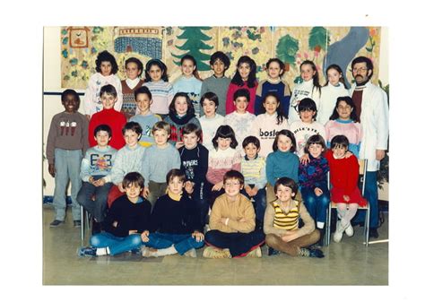 Photo De Classe Cm1 De 1985 ECOLE ROMAIN ROLLAND Copains D Avant