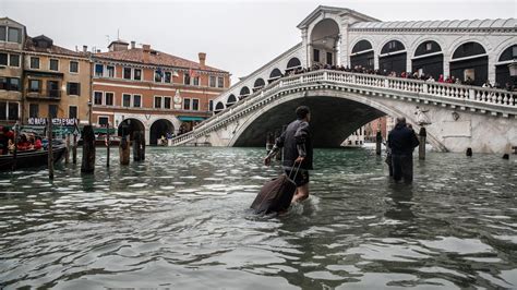 Venedig Hochwasser Aktuell Hochwasser In Venedig Apokalyptische