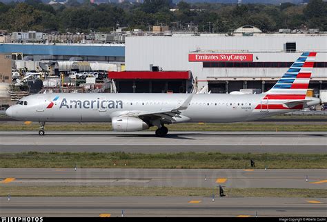 N102NN Airbus A321 231 American Airlines Alberto Cucini JetPhotos