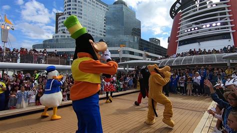 Dcl Wonder Mickey Sail A Wave Party Youtube