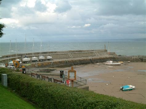 New Quay Harbour Beach, Ceredigion, Wales :: British Beaches