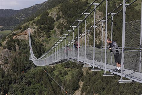 Así es el puente tibetano de Andorra