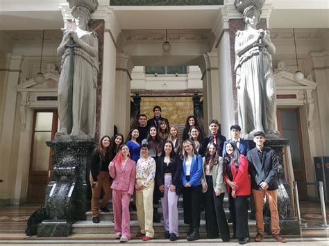 Estudiantes De La Facultad De Derecho Visitaron La Corte Suprema Udp