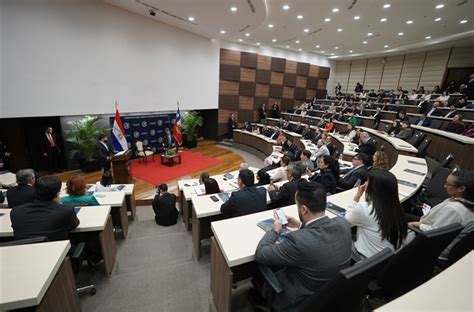 Presidente de la República Gabriel Boric Font encabeza encuentro