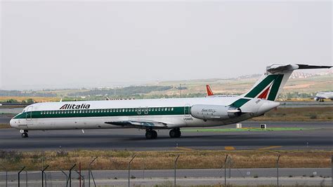 Mcdonnell Douglas Md Alitalia Hd Wallpaper Pxfuel