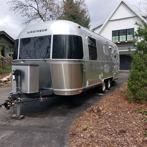 2015 Airstream 23ft Flying Cloud For Sale In Minneapolis Airstream