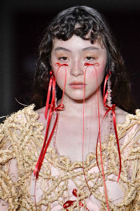 The Biggest Beauty Trends Of Fashion Month Vogue