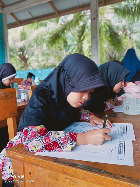 Seluruh Siswa Sd It Darul Hikmah Semangat Antusias Ikuti Ujian