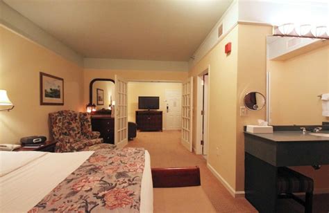 Senator Inn & Spa (Augusta, ME) - Resort Reviews - ResortsandLodges.com