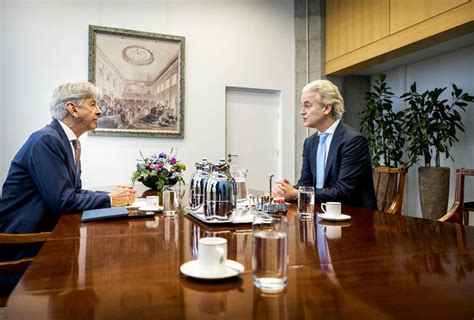 Formatie Officieel Begonnen Wilders Wil Om Tafel Met Bbb Vvd En