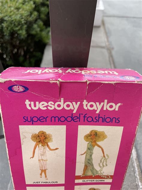 Vintage 1977 78 Ideal Tuesday Taylor Doll Outfit Glitter Gown Nrfp