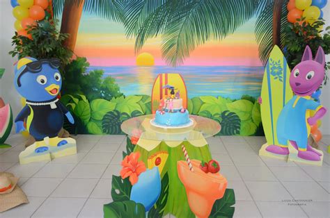 Backyardigans Beach Party