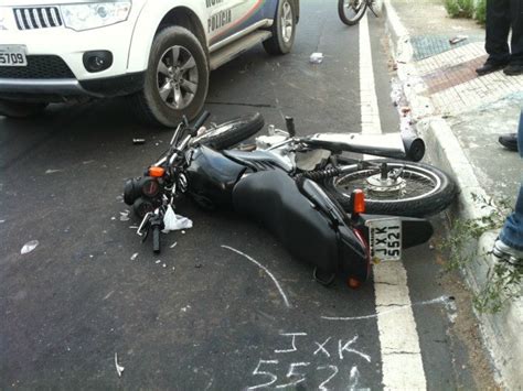 G1 Mototaxista Faz Retorno Irregular E Se Fere Em Avenida De Manaus