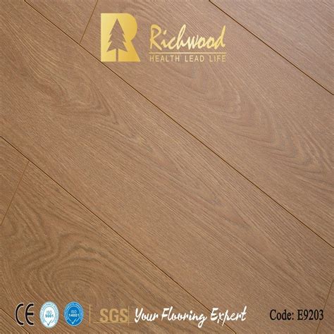 Mm V Groove Ac E Hdf Laminate Floor China Laminate Flooring And