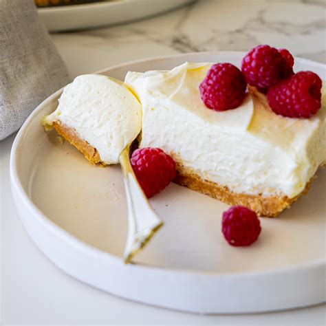 No Bake Cheesecake - Simply Delicious